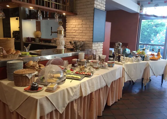 Auracher Hof ホテル ヘルツォーゲンアウラッハ